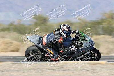 media/Dec-04-2025-Racers Edge (Thu) [[5ebc9f124d]]/3-B Group/5-Session 2 Turn 2 inside Speed Pans/